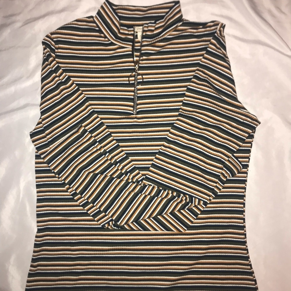 Ultra flirt long sleeve Top